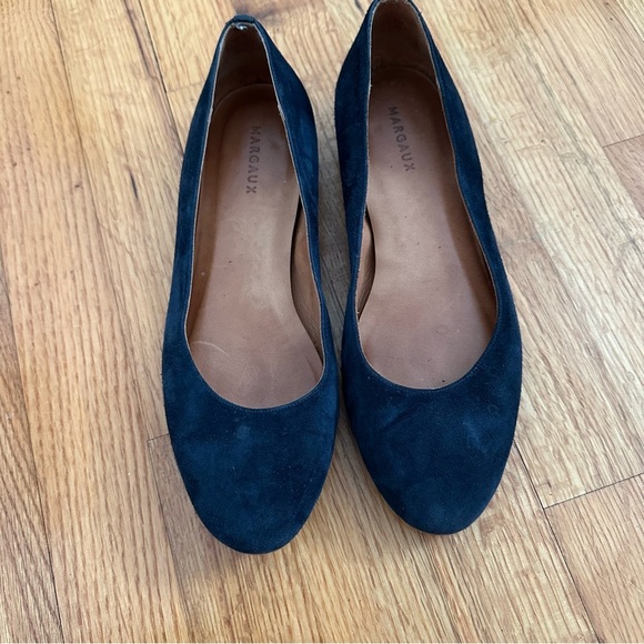 Margaux The Classic Midnight Blue Suede Round Toe Ballet Flat Size 38 - Picture 14 of 16